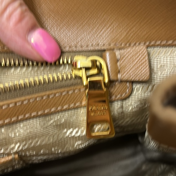 PRADA Lux Saffiano Leather Tote- camel- no zipper - Picture 13 of 15